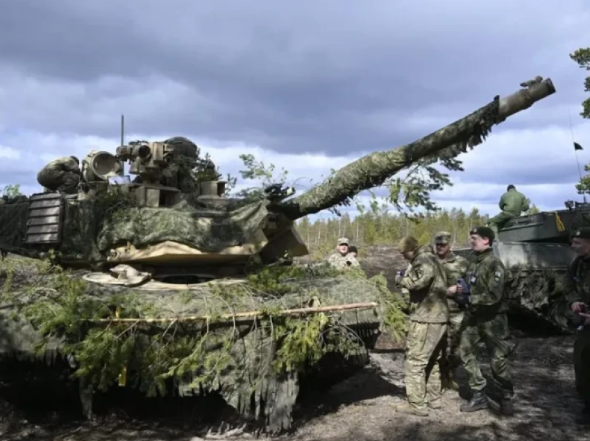 Zelensky: Ukraina mirëpret mbërritjen e tankeve Abrams