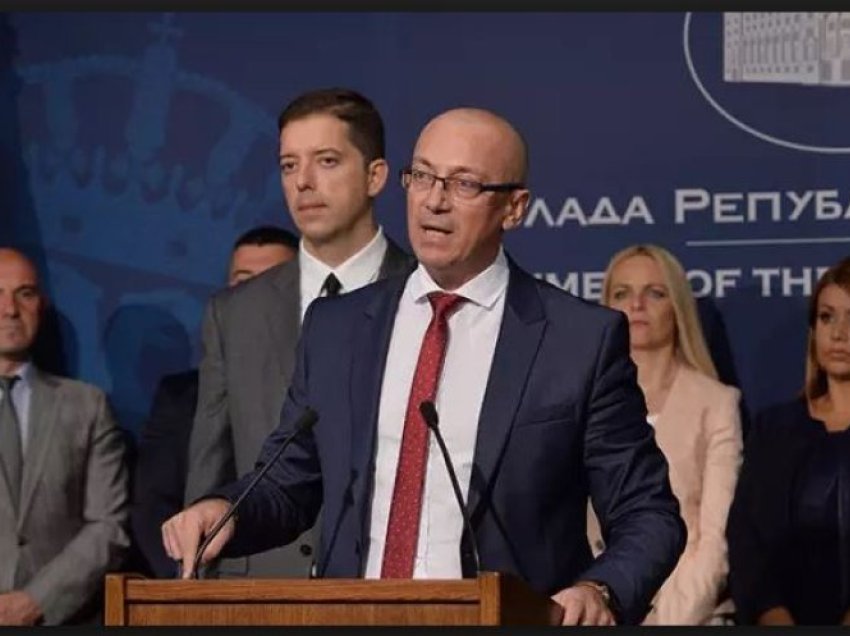 “Organizatore e terrorit”, Kelmendi “shpërthen” ndaj Listës serbe, përmend arsyet se është parti kriminele dhe anti ligjore