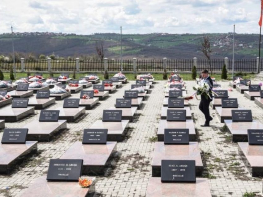 25 vjet nga masakra e Rezallës