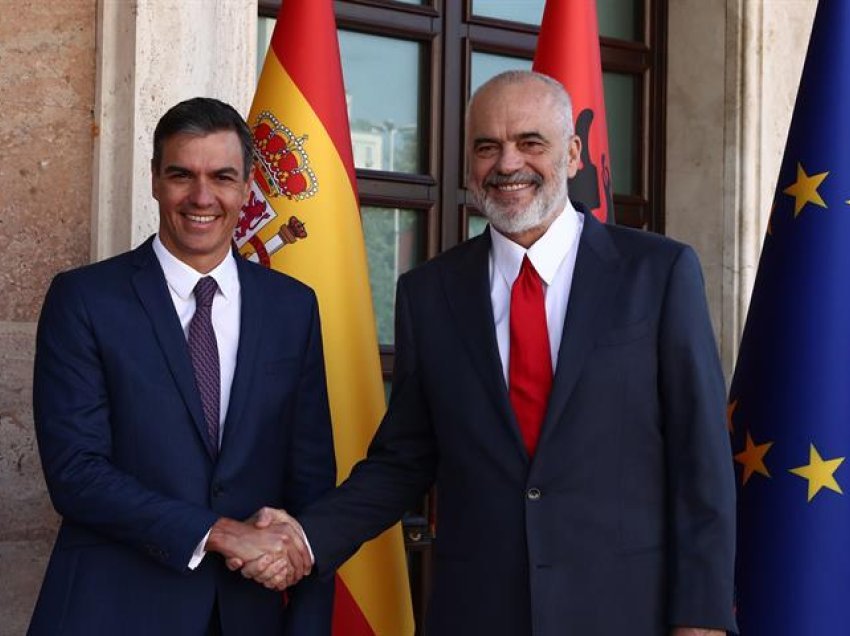 Bashkëshortja e tij po hetohet për korrupsion, Rama mesazh kryeministrit të Spanjës