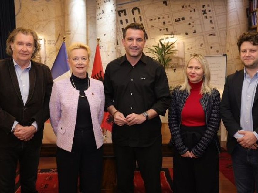 Bashkia e Tiranës dhe ambasada franceze nënshkruajnë marrëveshje në fushën e industrive kreative