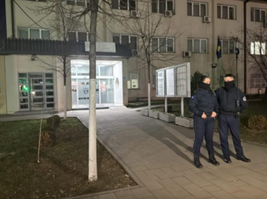 Mbyllet objekti ngjitur me stacionin e Policisë në Prishtinë, intervistohen dy të dyshuar