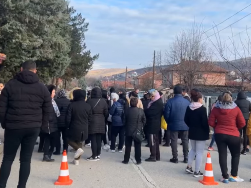 Vazhdon protesta në Çashkë, nuk lejohet hapja e paraleles shqipe
