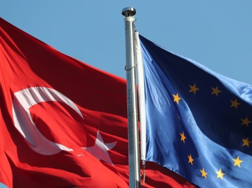 Turqia merr ndihmë financiare nga BE-ja në vlerë prej 400 milionë eurosh