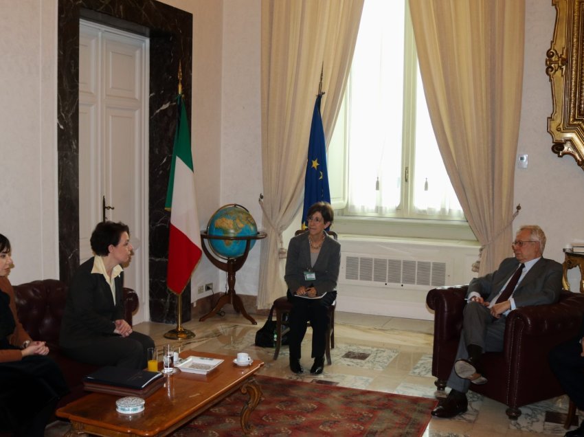 Ministrja Gërvalla para deputetëve italianë, shpalos vizionin integrues euroatlantik të Kosovës