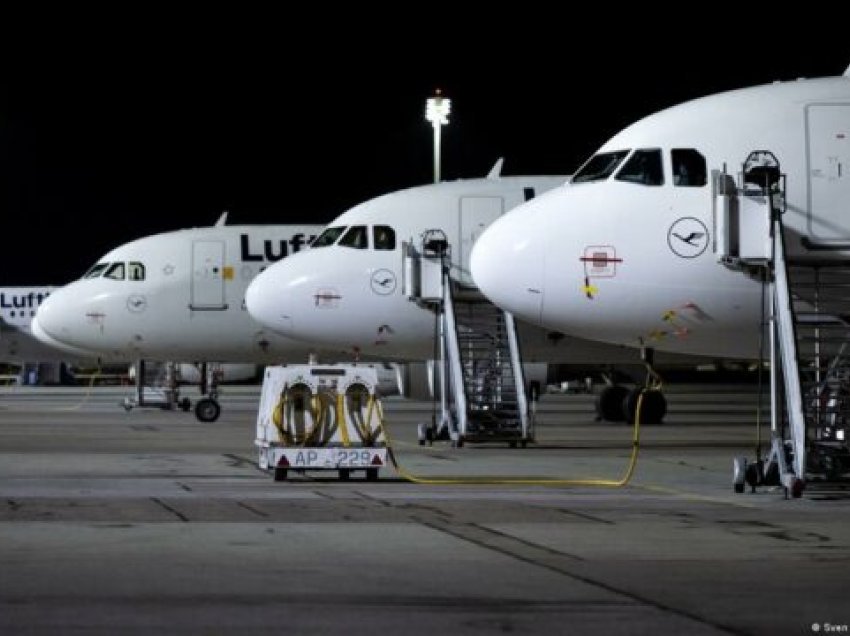 Stafi tokësor në grevë, kompania ajrore gjermane anulon fluturimet