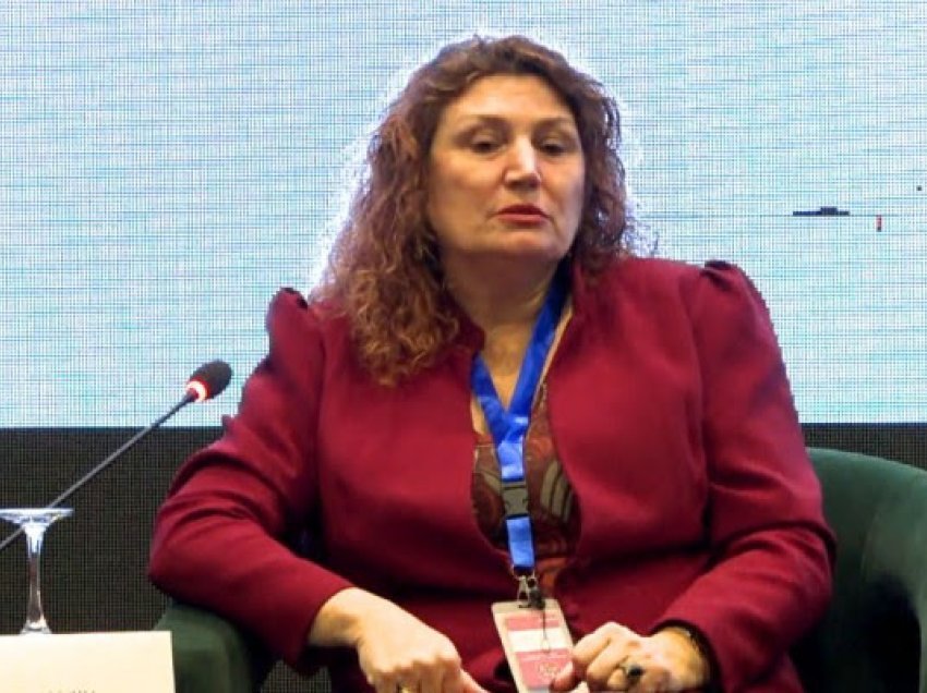 ​Luzha: Vetëm 3% e grave të Kosovës marrin pjesë direkt në politikë