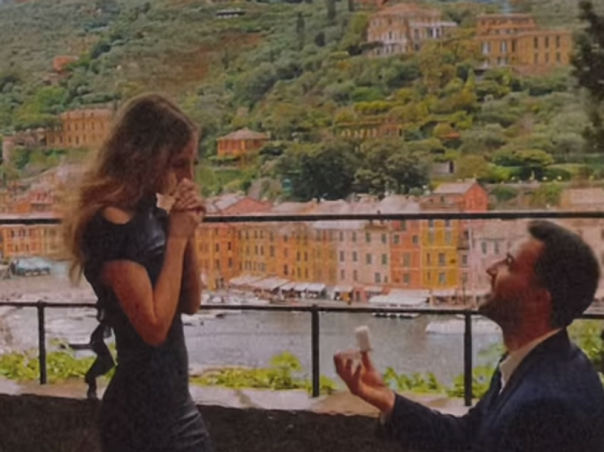 Propozimi romantik për martesë i Genar Topallit për Cindy Marina në Amalfi