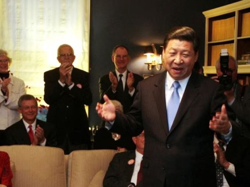 Gjimnazistët nga Ajova vizitojnë Kinën me ftesë të Presidentit Xi Jinping 