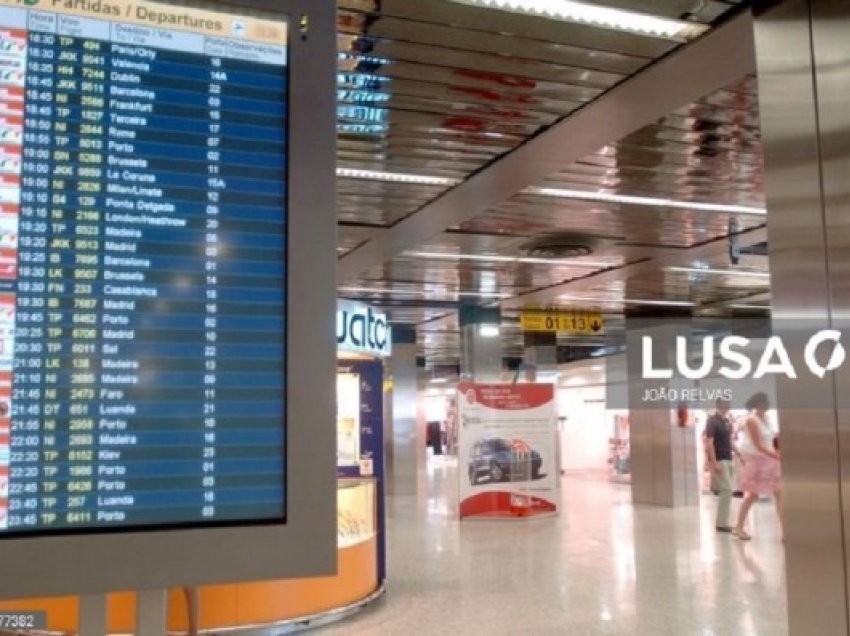 Portugali: Aeroportet pranojnë 19 për qind më shumë pasagjerë në vitin 2023