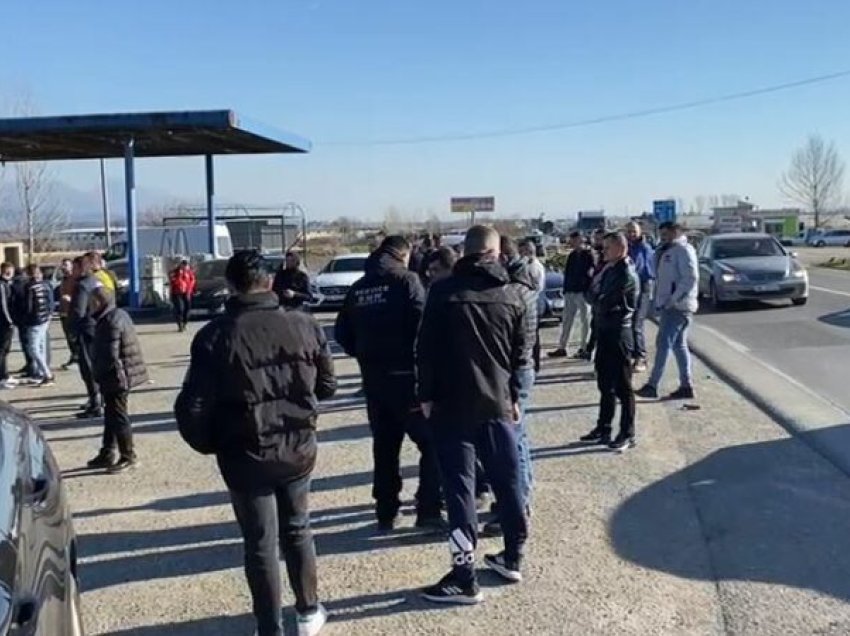 Autostrada Thumanë-Kashar i izolon, banorët e Krujës dalin sërish në protestë