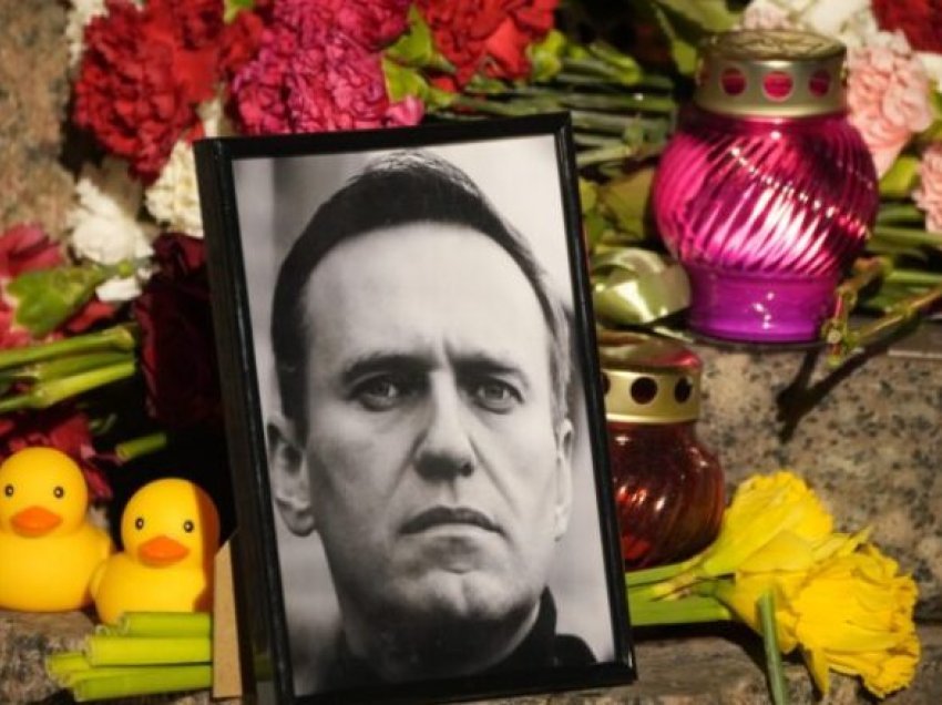 LIVE: “Plot mavijosje”, mediat ruse tregojnë se ku ndodhet trupi i Alexei Navalny - Putini i gëzohet marrjes nën kontroll të Avdijivkës!