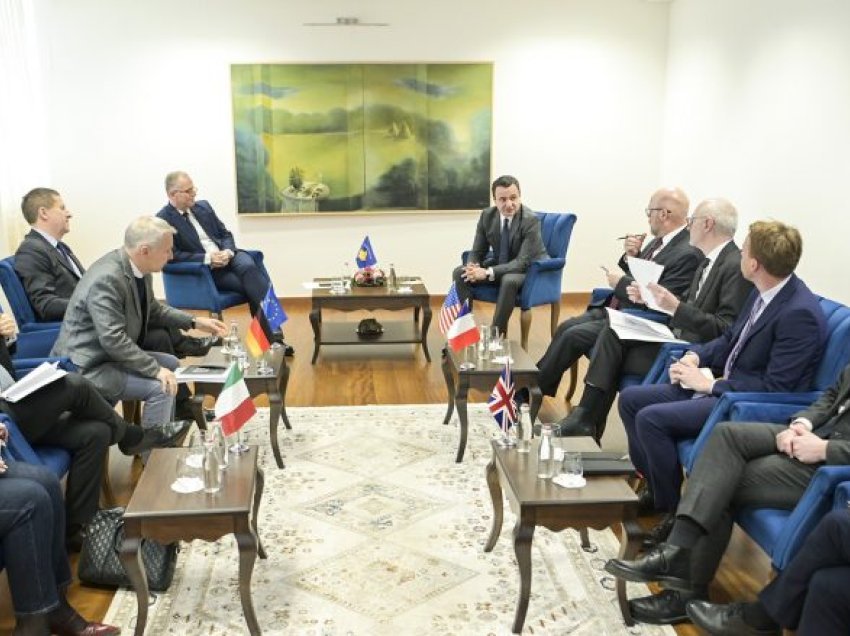Kurti takohet me ambasadorët e shteteve të QUINT-it dhe Shefin e Zyrës së BE-së, ja çka biseduan