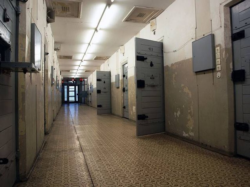 Varësia nga droga: Zbulohen tri raste në Burgun e Dubravës, gjendet marihuanë mes të burgosurve