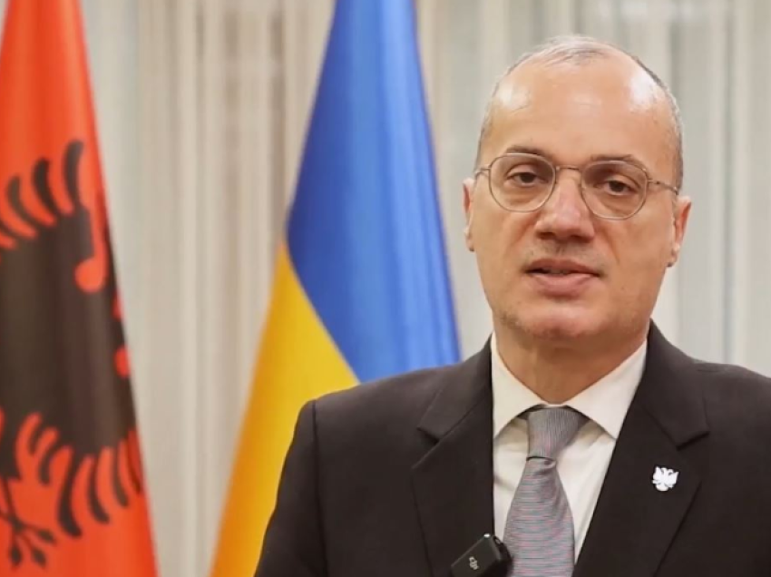 Dy vite nga agresioni rus në Ukrainë, ministri Hasani: Krenar për rolin e Shqipërisë, mbështetja do të vazhdojë!