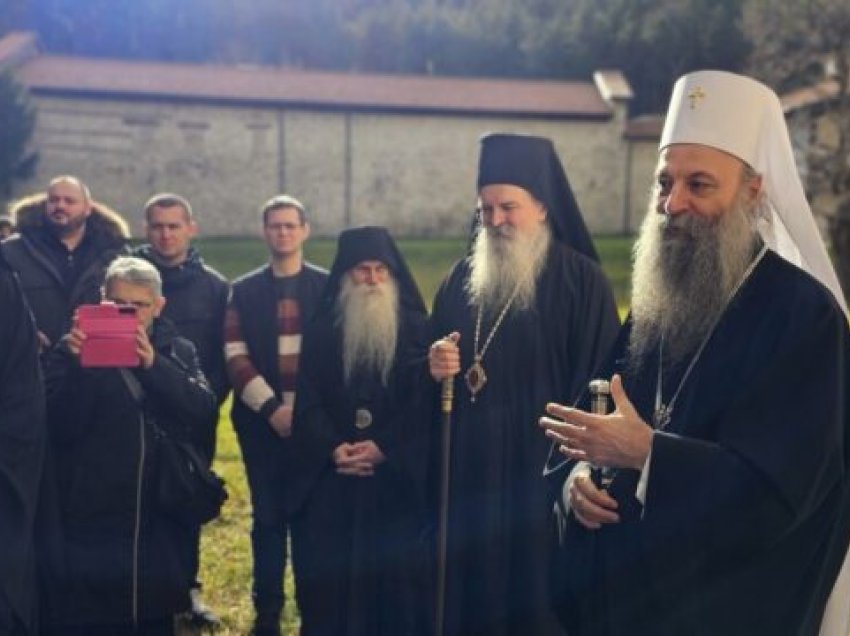 Porfirije – murgjve në Manastirin e Deçanit: Nuk mbrohet Kosova në Youtube e Twitter