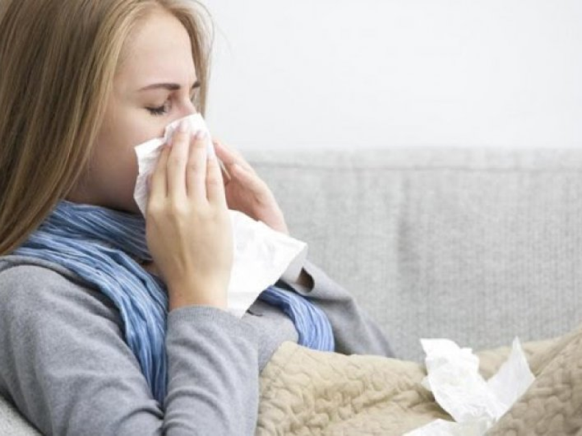 Gripat e shumtë në Kosovë – infektologu i njohur: Ka edhe Covid