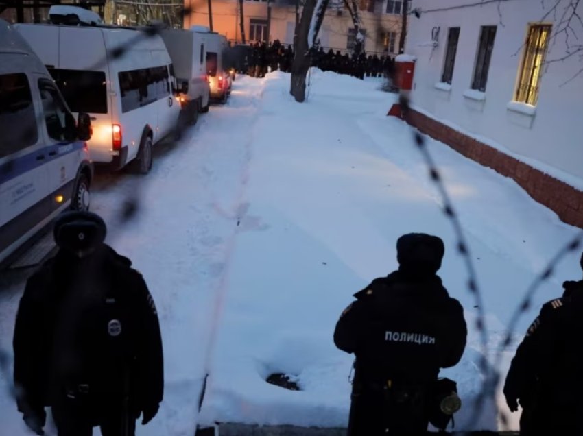 Rusia e arreston një shtetas amerikan për gjoja posedim të drogës