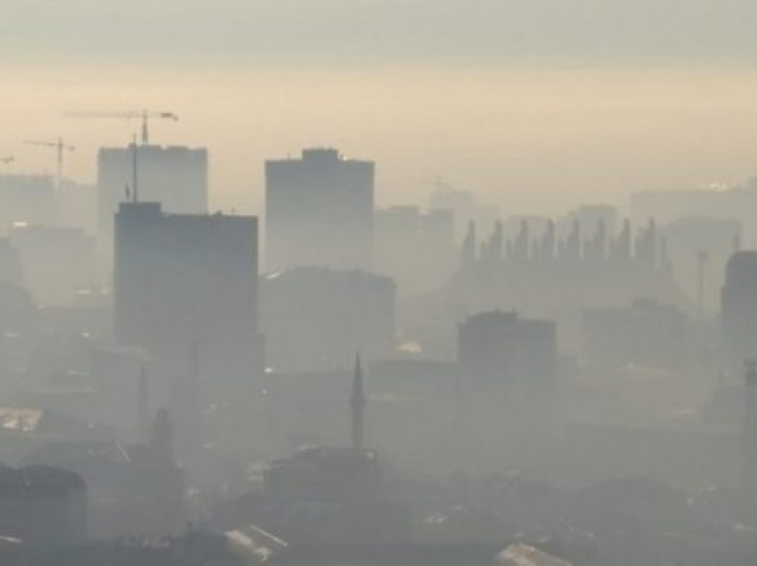 Prishtina me ajër të ndotur, ekspertët tregojnë faktorët e ndotjes