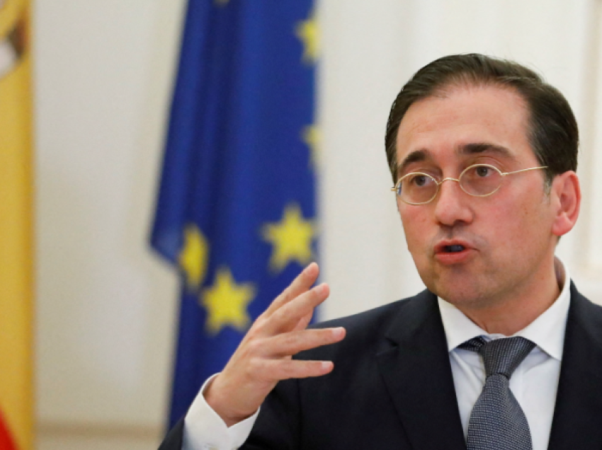 Ministri i jashtëm spanjoll tregon a lidhet njohja e pasaportave të Kosovës me marrëveshjen me Katalonjën