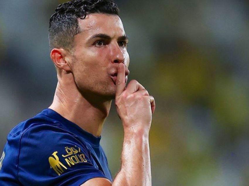 Ronaldo nuk pendohet për transferimin në Arabi