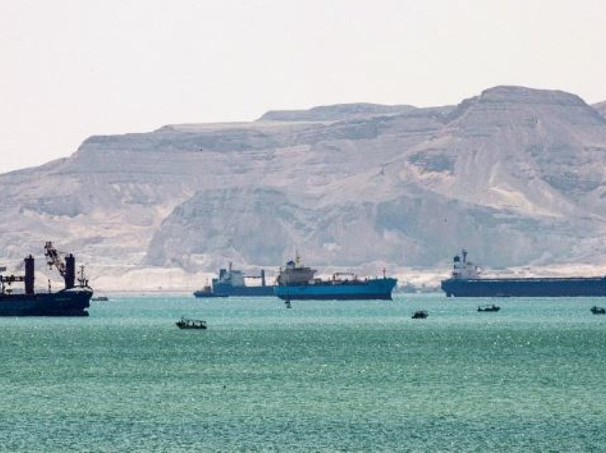 Houthi premton kalim të sigurt për anijet ruse dhe kineze në Detin e Kuq