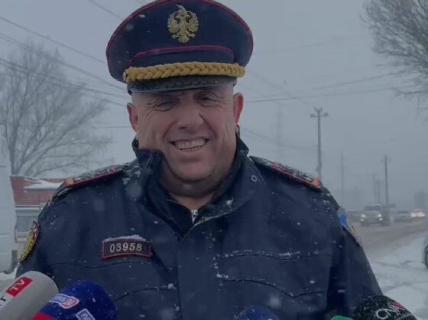 Reshjet e dendura të dëborës në Korçë, shefi i Qarkullit porosi shoferëve: Zbatoni këto rregulla