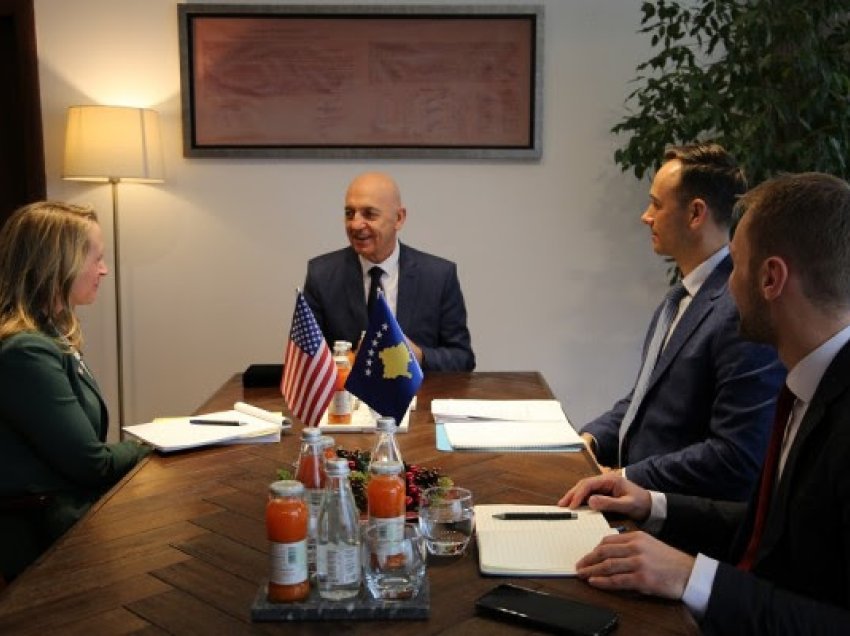 ​ShBA-ja e vazhdon mbështetjen ndaj Kosovës për avancimin e sistemit prokurorial