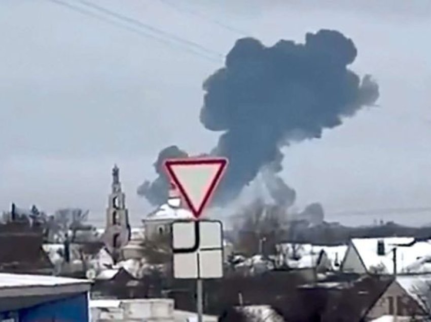 LIVE: I dyshimtë rrëzimi i avionit rus, do të bëhej shkëmbim ushtarësh; Kievi kërkon hetim