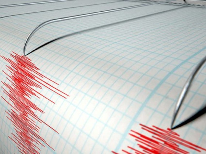 Një tërmet me magnitudë rreth 5.3 ballë ka goditur Kilin verior