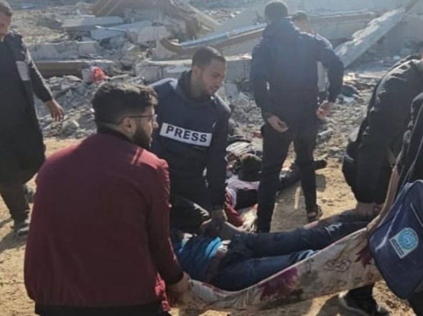 Vriten 20 palestinezë gjersa po prisnin në radhë për ndihma humanitare