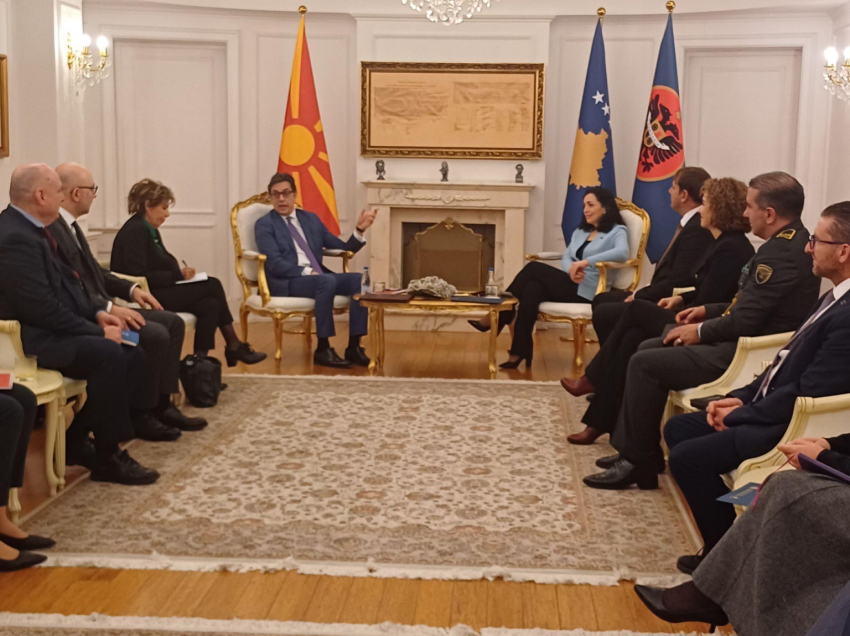 Osmani takohet me presidentin e Maqedonisë së Veriut