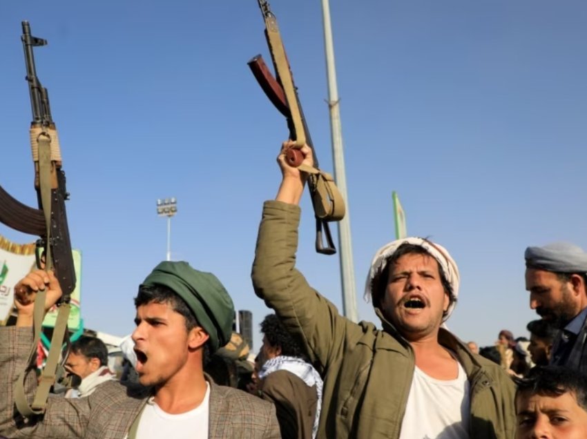 Tentimet e Iranit që të mos përfshihet në tensionet mes SHBA-së dhe Huthëve