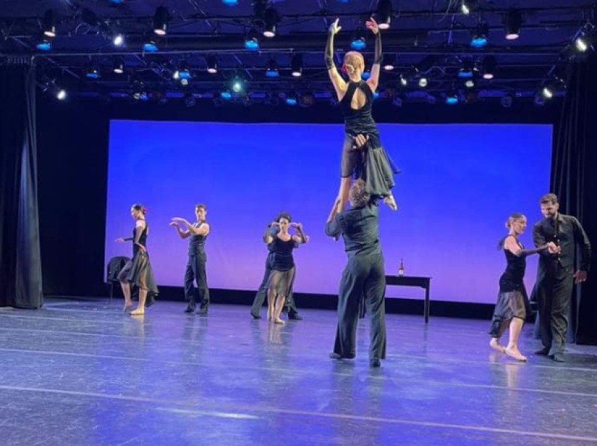 Balerinët e Baletit Kombëtar të Kosovës preformuan me sukses para publikut amerikan në New York 