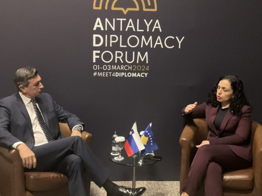 Pahor e Osmani diskutojnë për ngërçin në dialogun Kosovë – Serbi