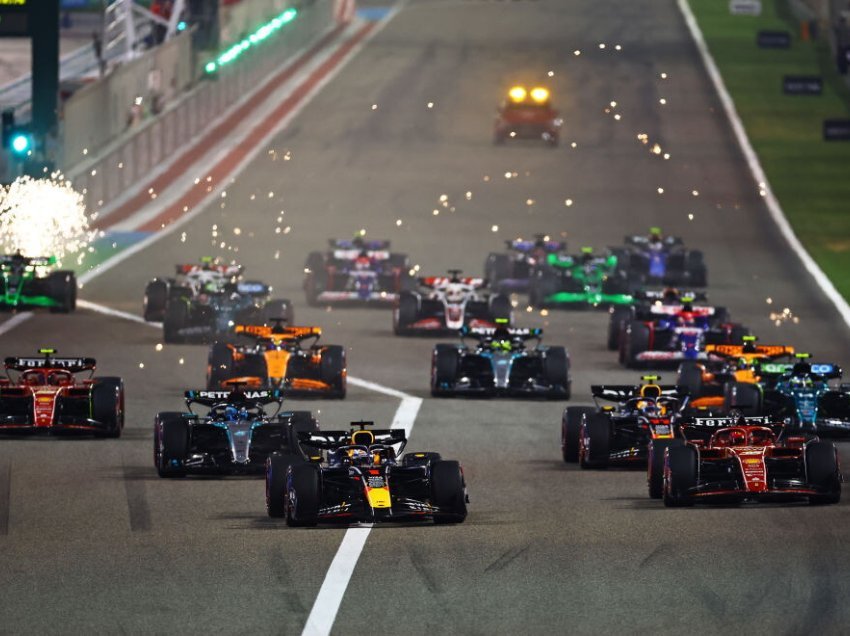 Formula 1 ngre siparin me dominimin e Red Bull