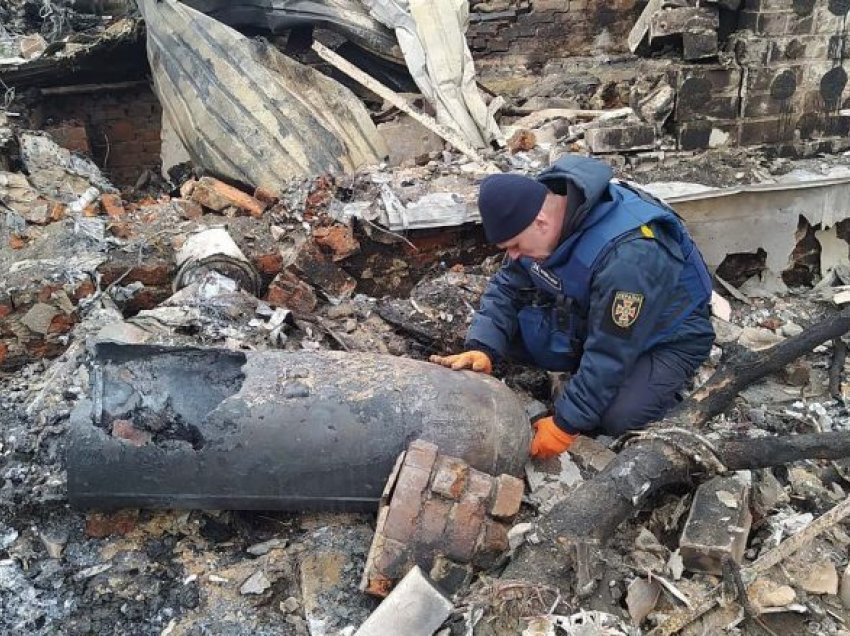 Ukraina akuzon Rusinë për përdorimin e ‘granatave kimike’