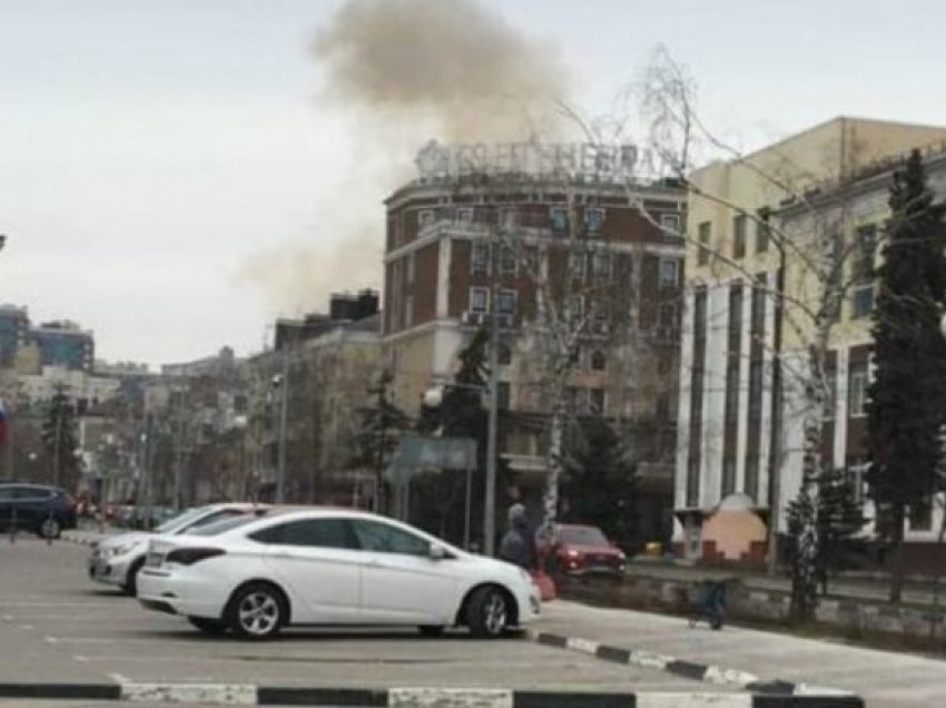 E godasin me dronë, ukrainasit sulmojnë ndërtesën e FSB-së në rajonin rus