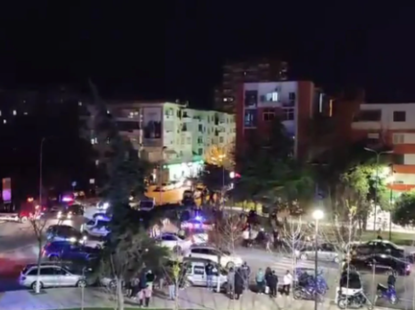 Aksident rrugor në Durrës, makina përplas efektivin e policisë teksa ishte në shërbim
