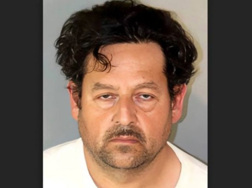 Pastori në Kaliforni porositë vrasjen e të dashurit të vajzës, vrasësin e pagoi 40 mijë dollarë