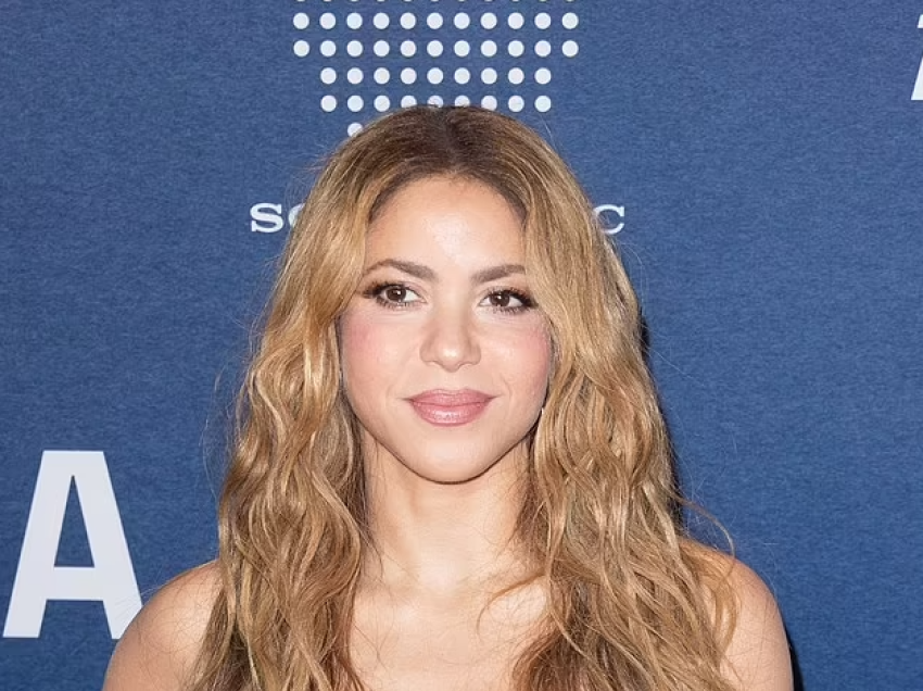 Shakira bën një goditje tjetër ndaj Gerard Pique, pas publikimit të ‘albumit të hakmarrjes’