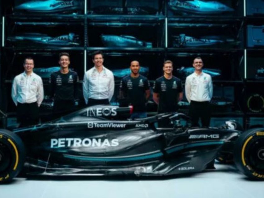 Mercedesi po kërkon një zëvendësues të Lewis Hamiltonit