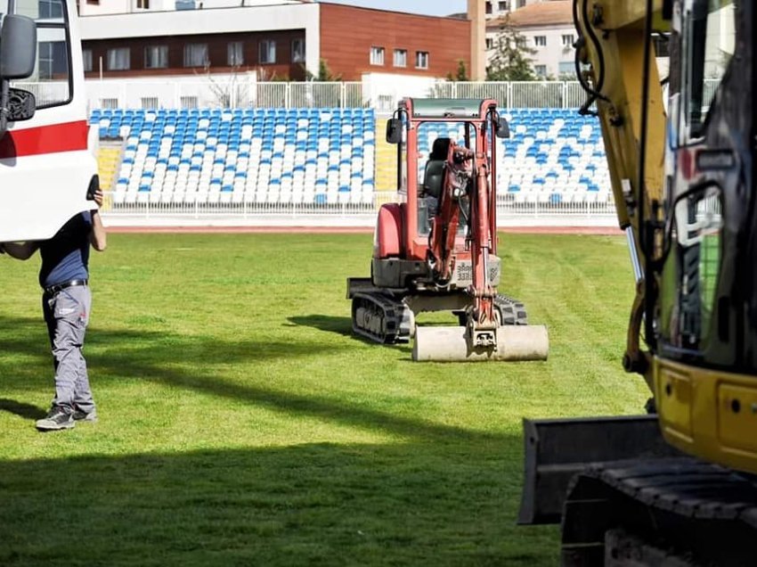 Fillon rindërtimi i tërësishëm i fushës në stadiumin Fadil Vokrri