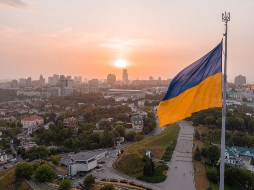 Dita e zgjedhjeve në Ukrainë po zbardh pa asnjë votë