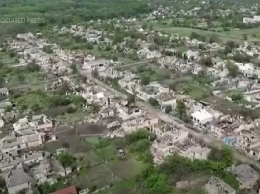 Pamje nga ajri që tregojnë se çfarë ka mbetur nga qyteti ukrainas Chasiv Yar