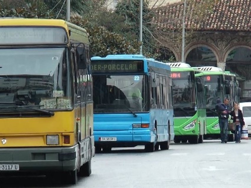 Veliaj jep lajmin: Nga 1 janari 2025, autobusët falas për pensionistët!