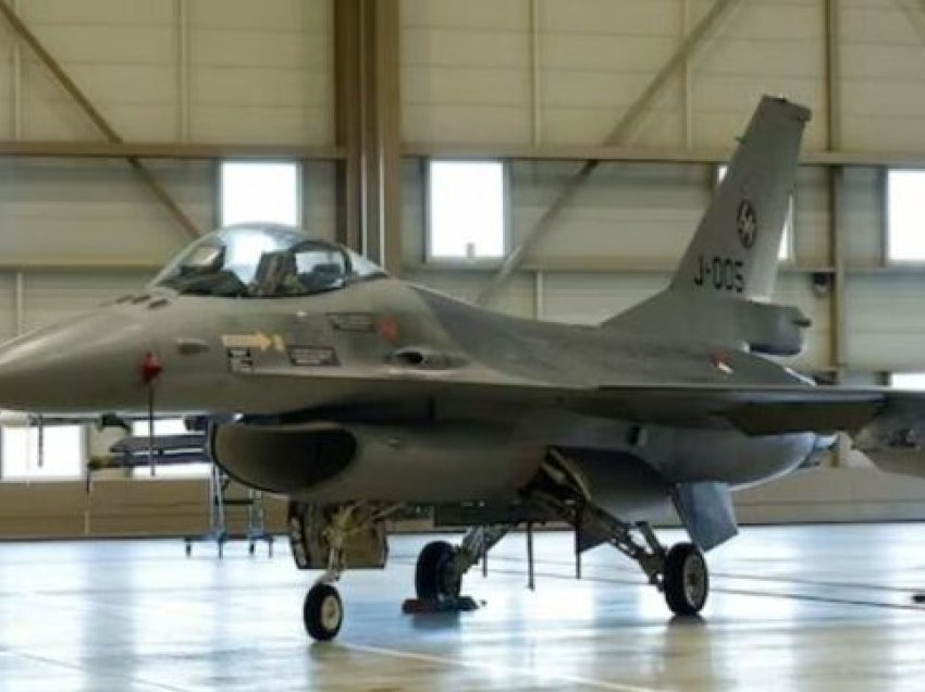 Ukraina do të marrë avionët e saj të parë F-16 në qershor-korrik