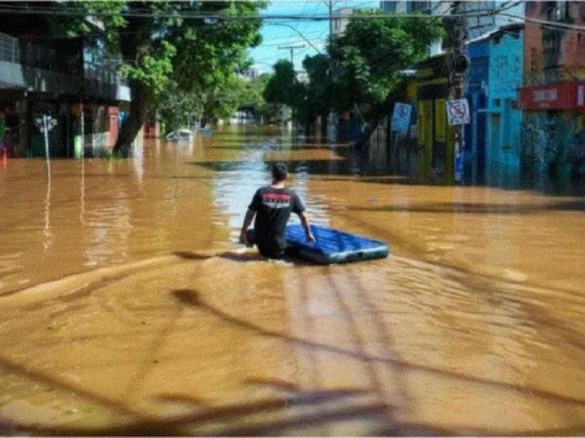 ​Mijëra të evakuuar pas përmbytjeve në Brazil