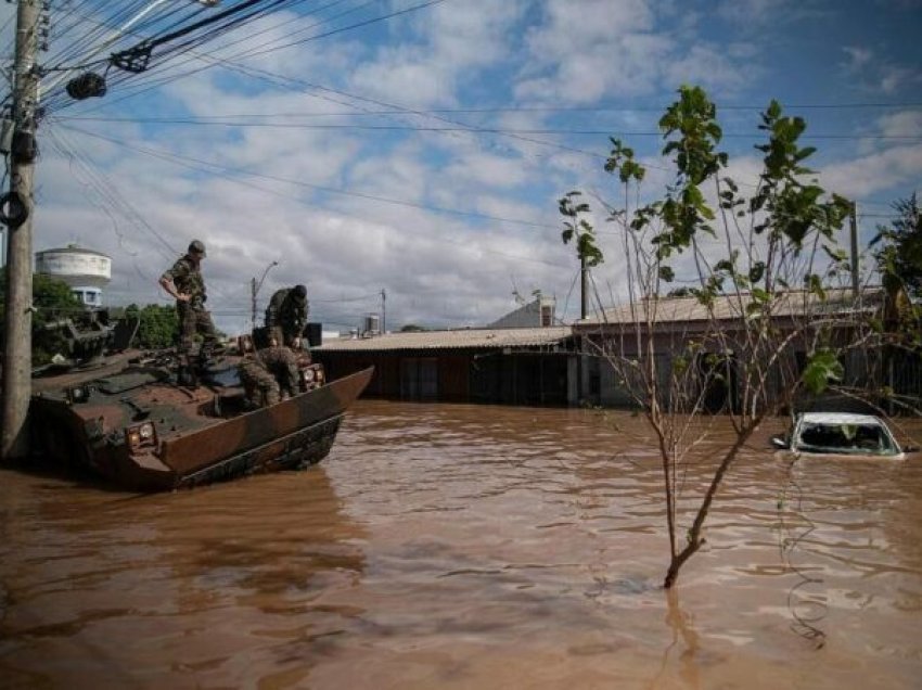 Ka shkuar në 113 numri i të vdekurve nga përmbytjet në Brazil