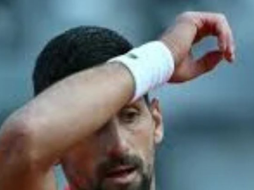 Tenistin serb duket shishja në kokë e la ‘me pasoja’, eliminohet në Mastersin e Romës